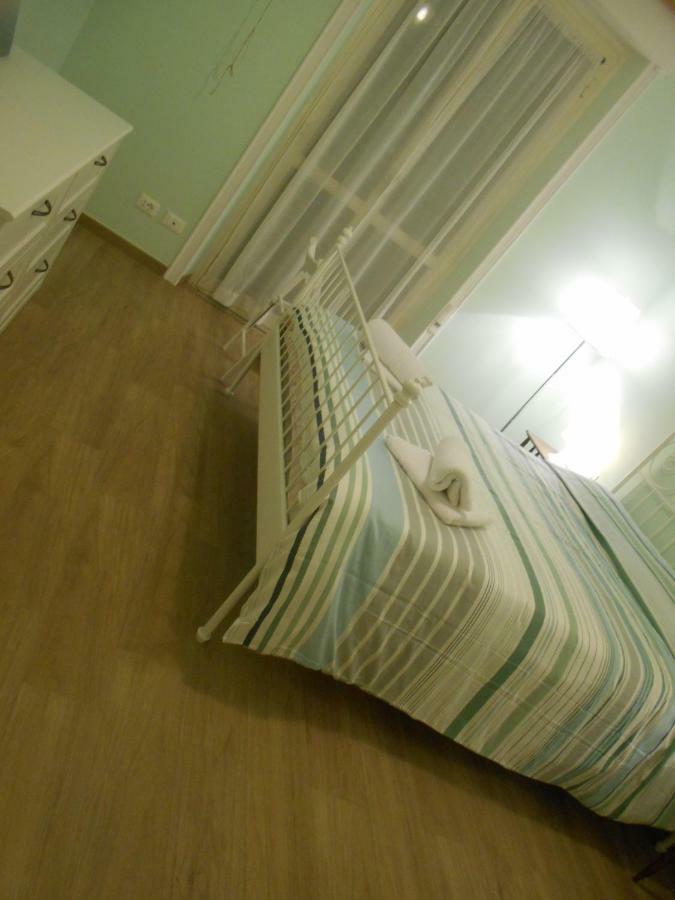 L'Oleandro Di Alfredo Apartment Рим Екстериор снимка
